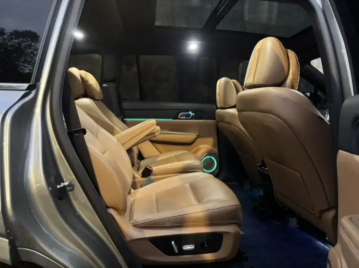 Li Auto ONE 2021 Model Extended Range 6 seat Edition – фото 7