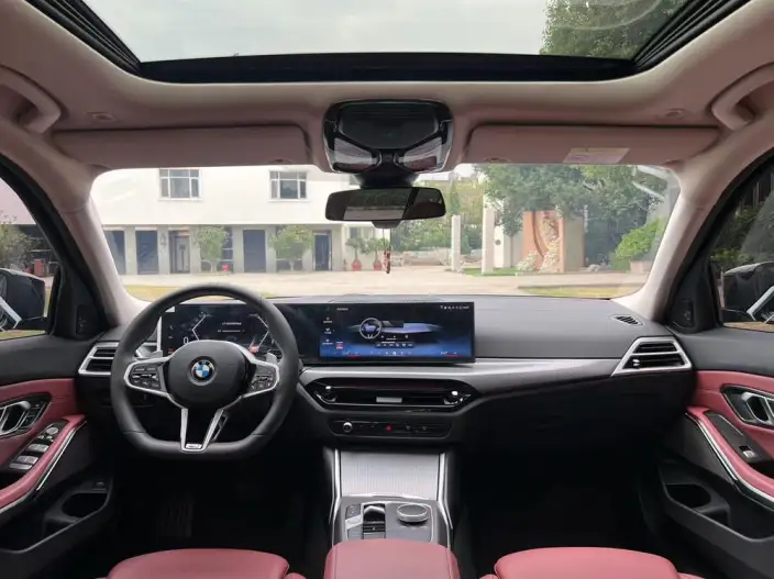 BMW 3 Series 2025 Model 330Li M Sports Night Set – фото 7