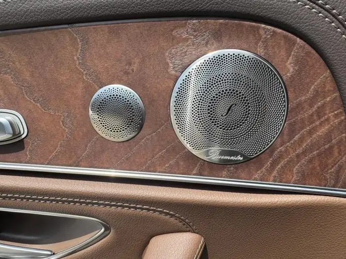 Mercedes-Benz E-Class 2023 Model E 300 L Luxury Model sedan – фото 8