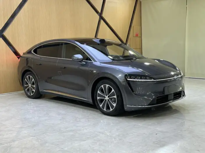 Luxeed R7 2025 Model Extended Range 53.4kWh Max Rear Drive Edition – фото 3