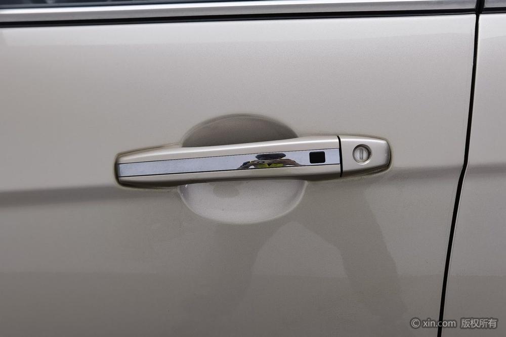 Geely Emgrand 2017 Sedan Millionth 1.5L Manual Upward – фото 9