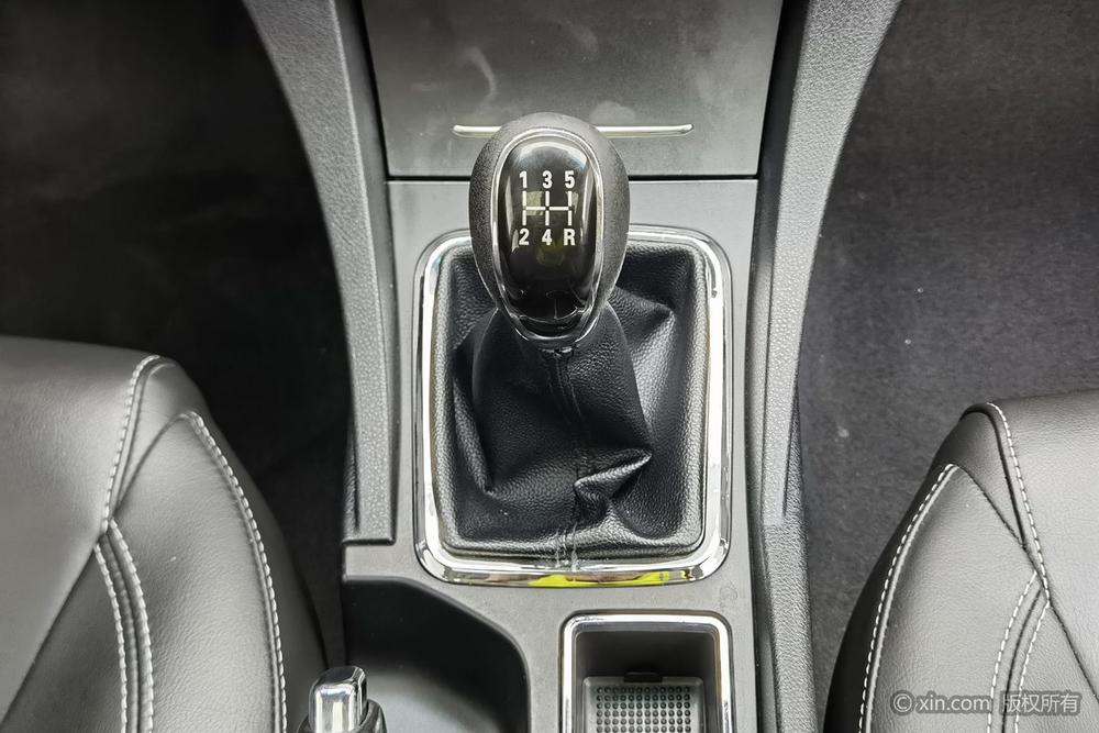Geely Emgrand 2017 Sedan Millionth 1.5L Manual Upward – фото 15