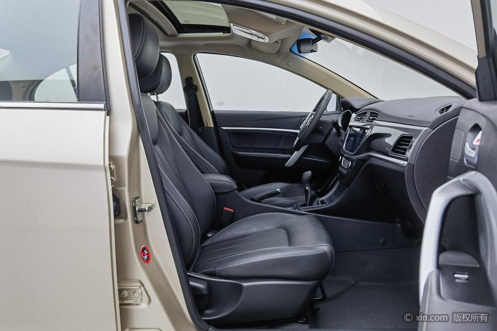 Geely Emgrand 2017 Sedan Millionth 1.5L Manual Upward – фото 24