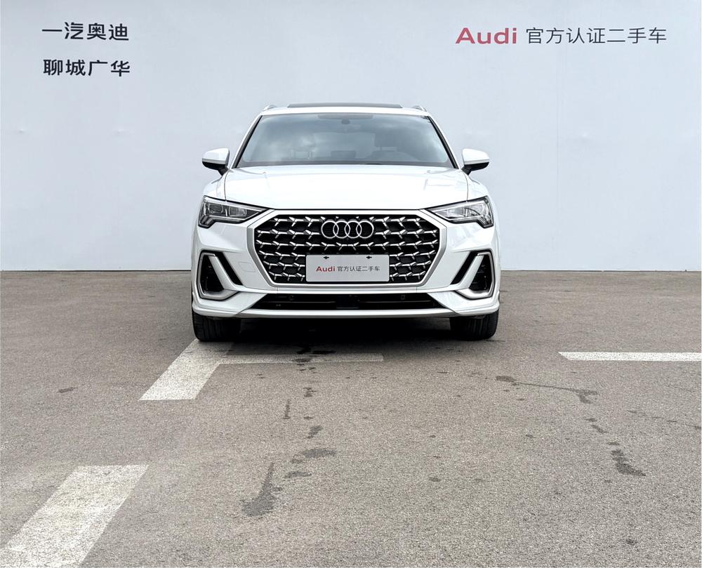 AUDI Q3 2024 35 TFSI Stylish Dynamic – фото 2