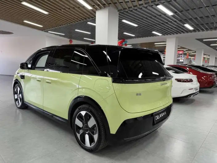 ZEEKR MIX 2025 Model 76kWh Smart Driving Edition – фото 5
