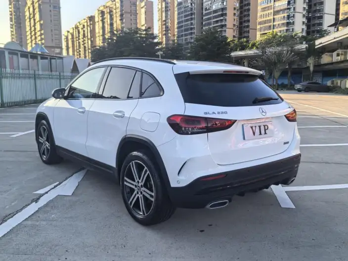 Mercedes-Benz GLA 2022 Model GLA 220 4MATIC