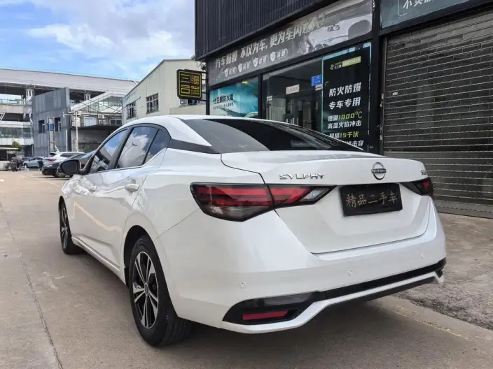 Nissan Sylphy 2023 Model 1.6L CVT Yuexiang Edition – фото 5