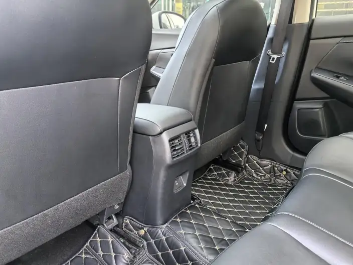 Nissan Sylphy 2023 Model 1.6L CVT Yuexiang Edition – фото 10