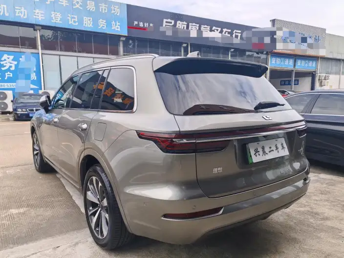 Li Auto ONE 2021 Model Extended Range 6 seat Edition – фото 5