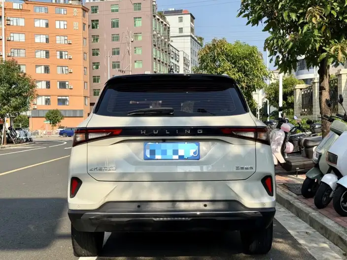 WULING Asta 2021 Model 1.5T Automatic Starlight Edition – фото 5