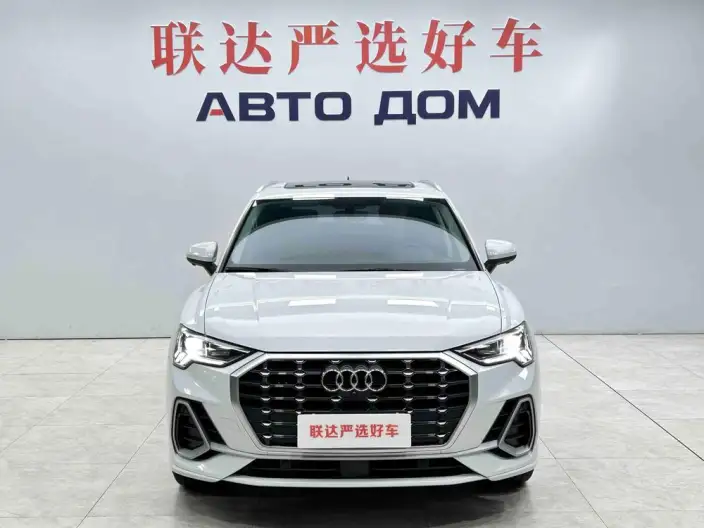 AUDI Q3 2022 Model 35 TFSI Fashion Dynamic Model