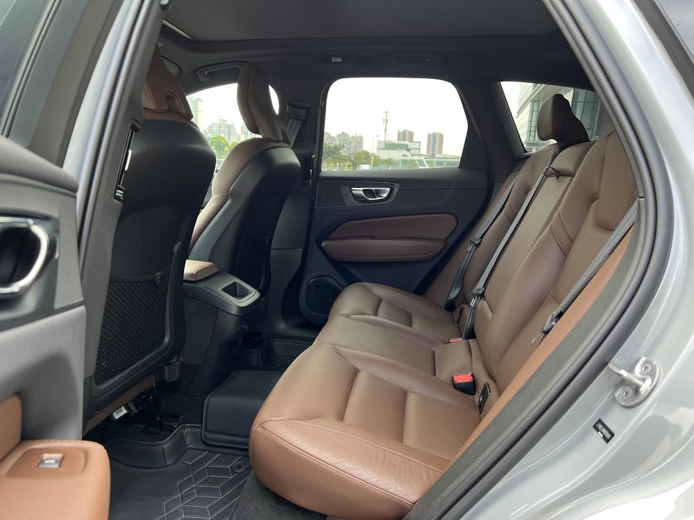 Volvo XC60 2024 B5 4WD Smart Enjoy Luxury – фото 9