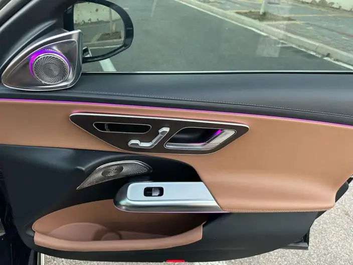 Mercedes-Benz E-Class 2024 Model E 260 L sedan – фото 9
