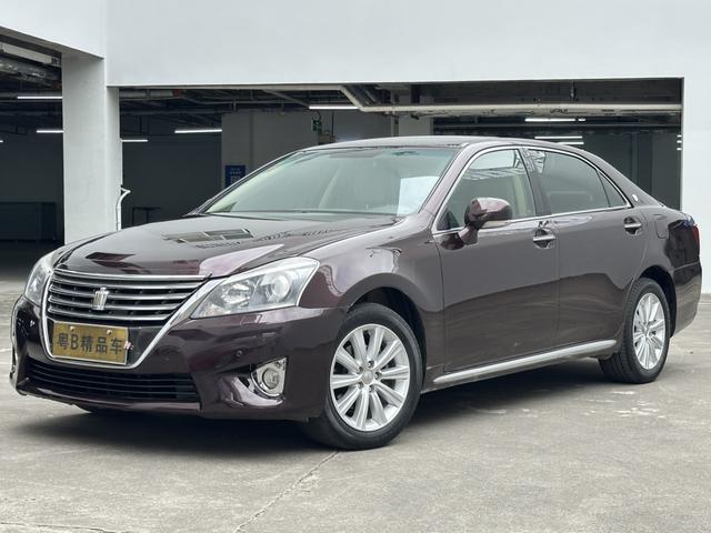 Toyota Crown 2012 2.5L Royal Leather – фото 1
