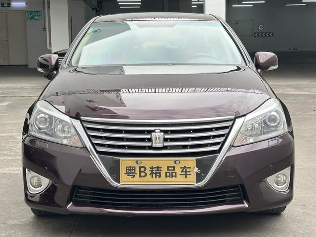 Toyota Crown 2012 2.5L Royal Leather – фото 2