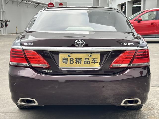Toyota Crown 2012 2.5L Royal Leather – фото 4