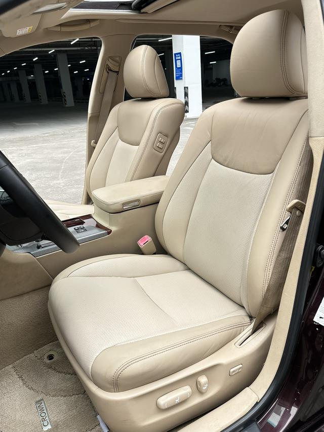 Toyota Crown 2012 2.5L Royal Leather – фото 9