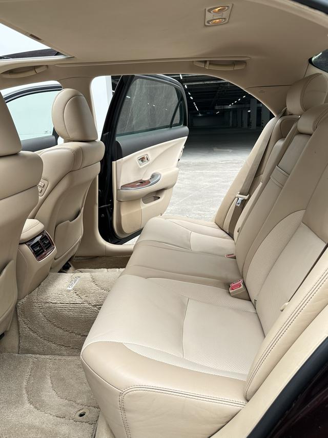 Toyota Crown 2012 2.5L Royal Leather – фото 10