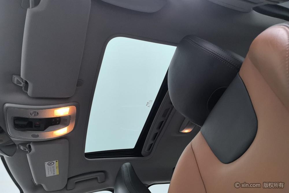Volvo V60 2017 модификация Cross Country T5 AWD National V – фото 20
