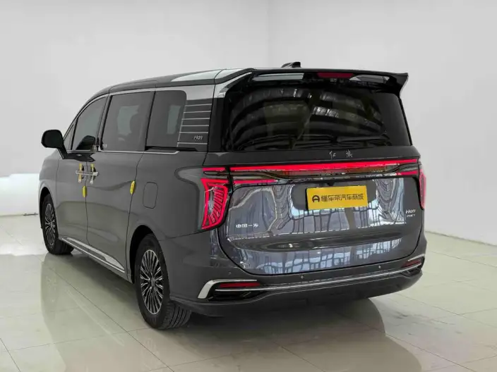 HONGQI HQ9 PHEV 2026 Model 4WD Premium Edition – фото 5