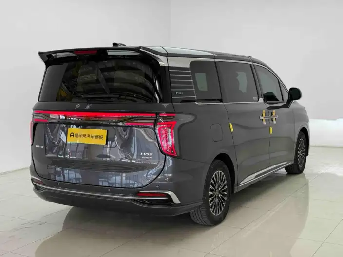 HONGQI HQ9 PHEV 2026 Model 4WD Premium Edition – фото 7