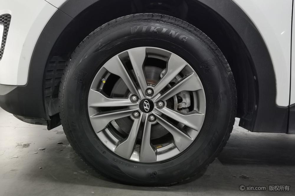 Hyundai Santa Fe 2013 2.4L Auto 2WD Smart – фото 9