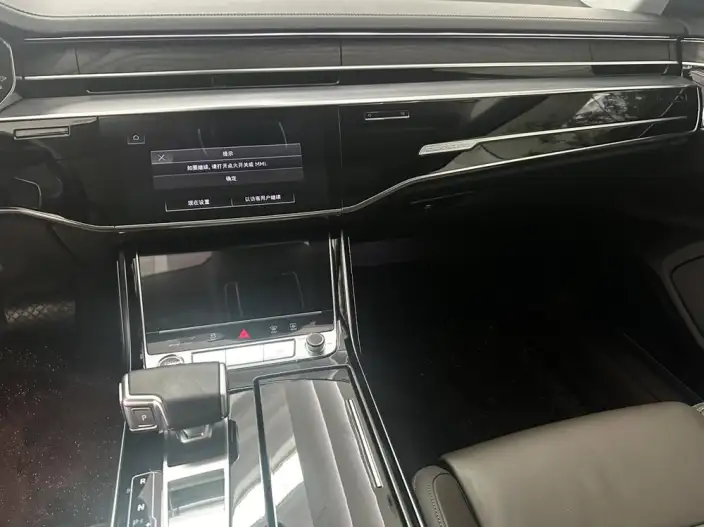 Audi A8 2024 Model A8L 45 TFSI quattro Luxury Model – фото 8