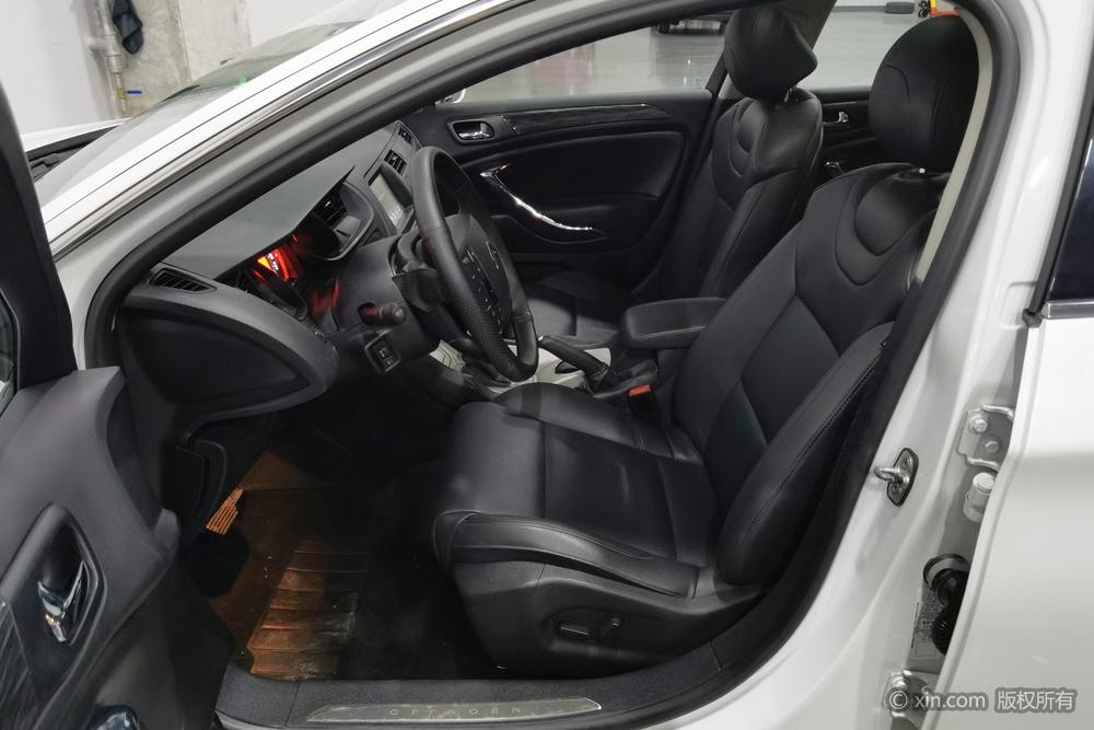 Citroën C5 2012 2.0L Automatic Premium – фото 18