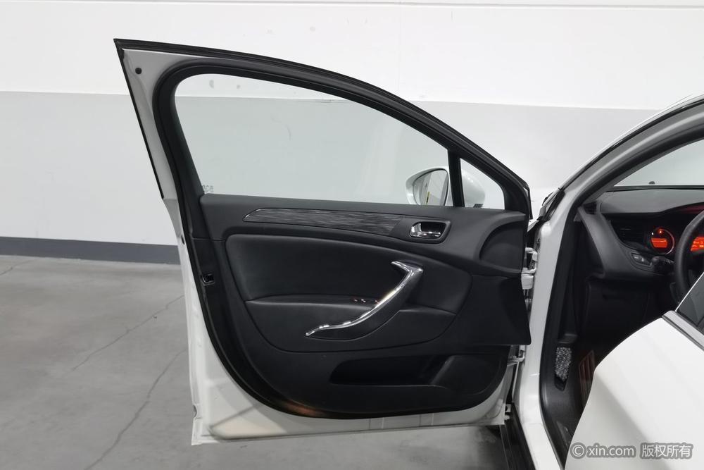 Citroën C5 2012 2.0L Automatic Premium – фото 22