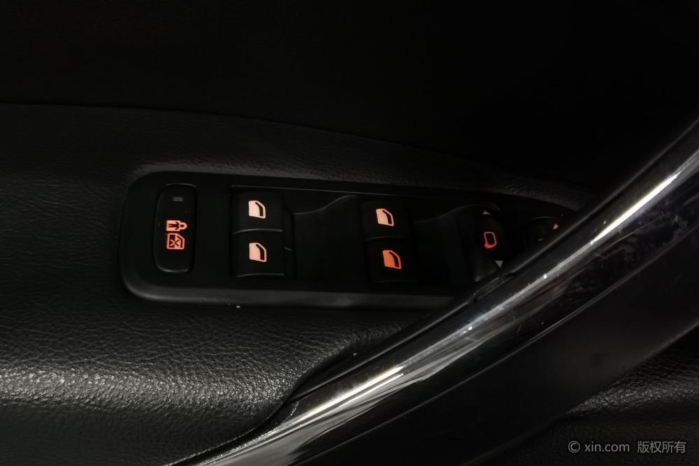 Citroën C5 2012 2.0L Automatic Premium – фото 23