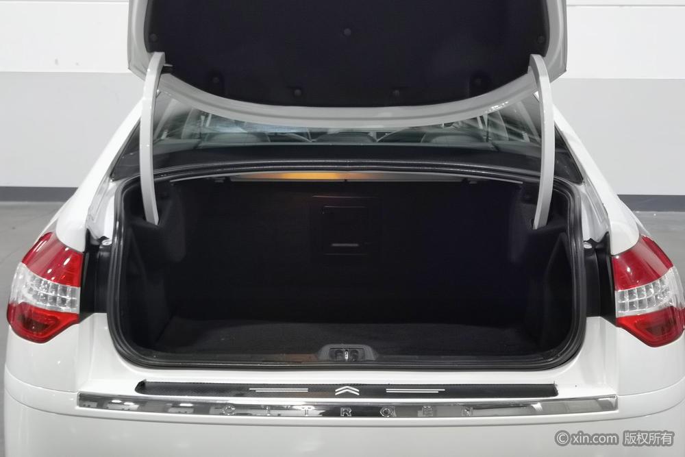 Citroën C5 2012 2.0L Automatic Premium – фото 24