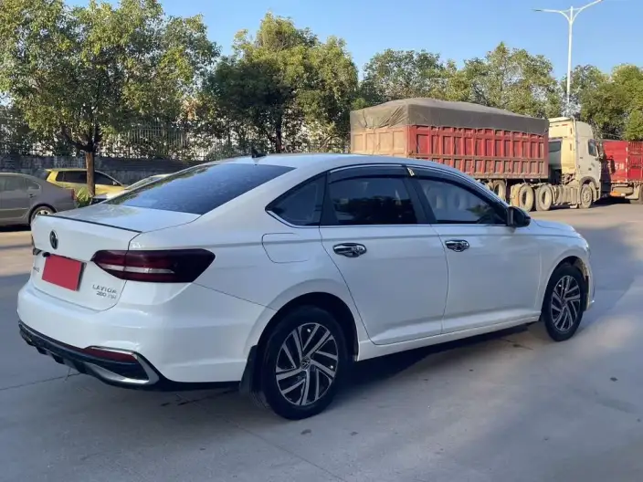 Volkswagen Lavida 2023 Model 280TSI DSG Starry Sky Yongyi Edition – фото 6