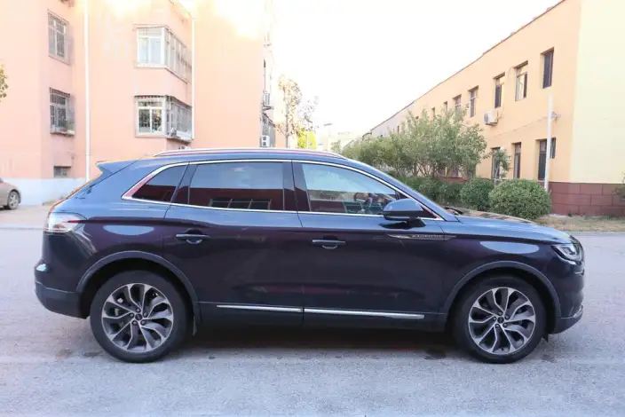 Nautilus 2021 Model 2.0T 4WD Exclusive Edition – фото 7