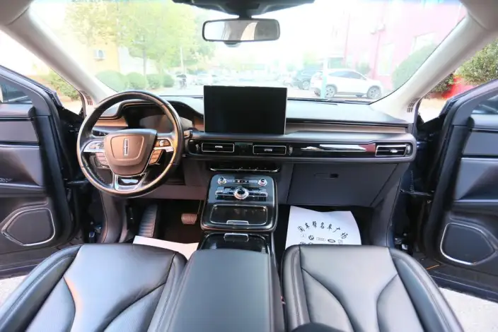 Nautilus 2021 Model 2.0T 4WD Exclusive Edition – фото 9