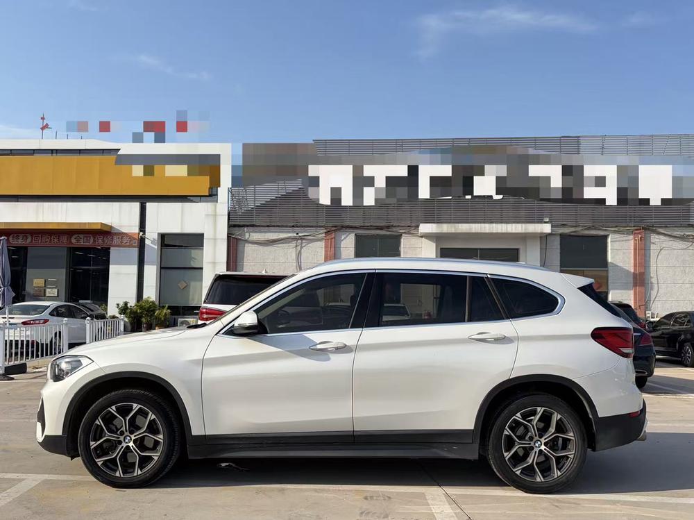 BMW X1 2020 sDrive25Li Leader – фото 3