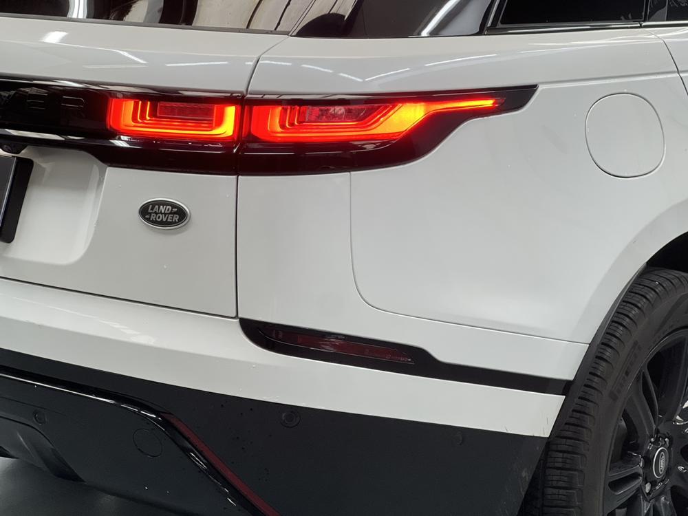 Range Rover Velar 2022 250PS Luster Gold Collection – фото 4