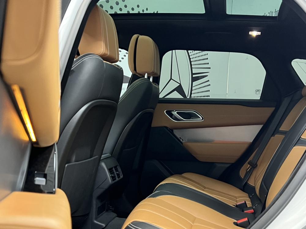 Range Rover Velar 2022 250PS Luster Gold Collection – фото 10