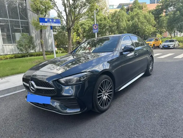 Mercedes-Benz C-Class 2024 Model Facelift II C 260 L Sports Edition – фото 1