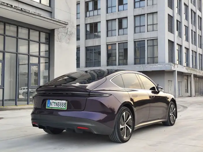 NIO ET5 2024 Model 75kWh – фото 6