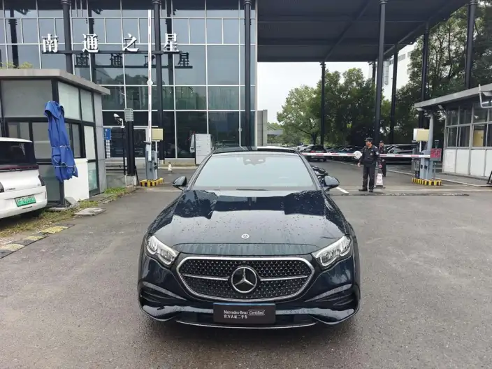 Mercedes-Benz E-Class 2024 Model E 260 L Sports sedan – фото 2