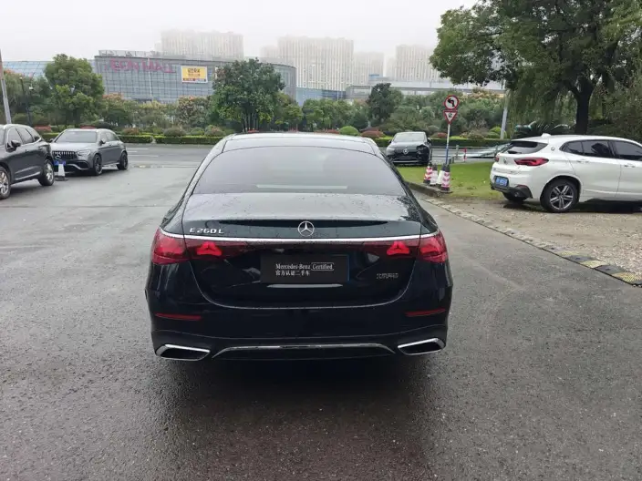 Mercedes-Benz E-Class 2024 Model E 260 L Sports sedan – фото 6