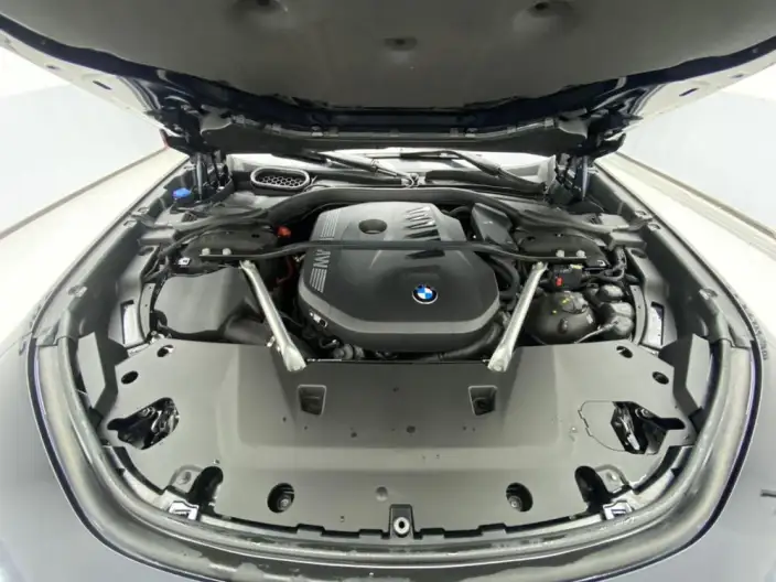 BMW 7 Series 2023 Model 735Li M Sports Set – фото 10