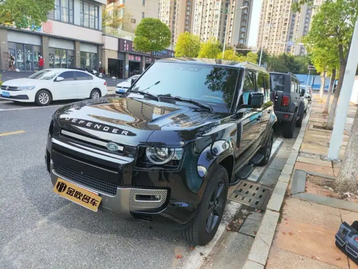 Land Rover Defender 2024 Model 110 3.0T P400 X-Dynamic HSE