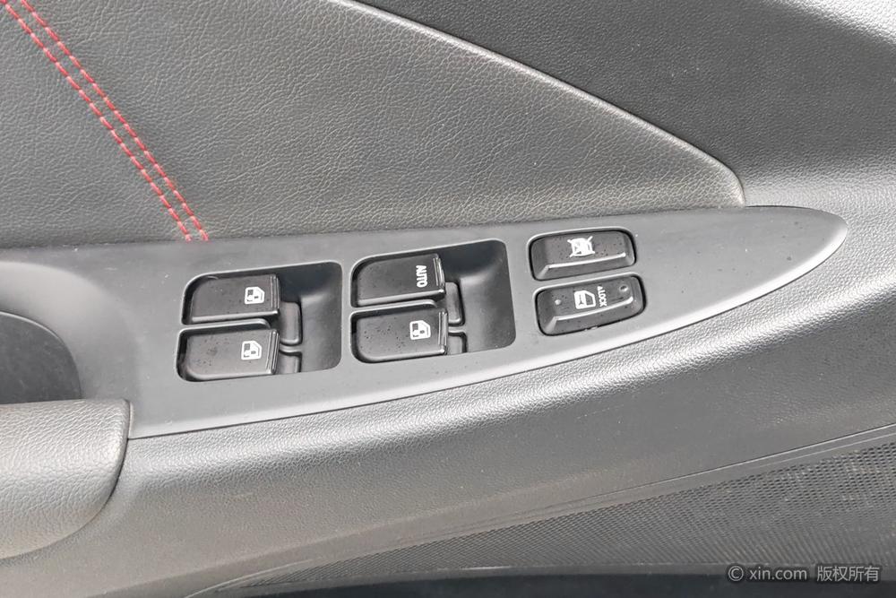 Changan Eado XT 2015 1.6L Manual Cool China V – фото 22