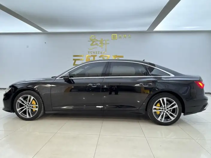 Audi A6L 2023 Model 40 TFSI Luxury Dynamic Model – фото 4