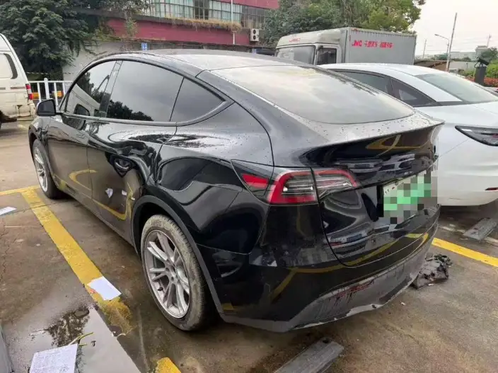 Model Y 2022 Model Facelift Rear-wheel drive version – фото 4