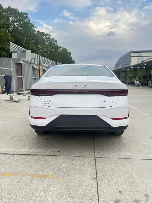BYD Qin PLUS DM 2026 Model DM-i 128KM Enterprising Model – фото 5