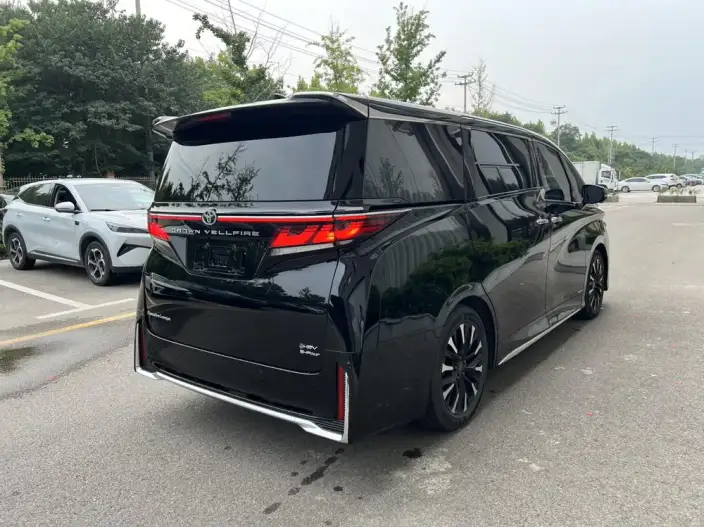 Vellfire 2023 Model Toyota Crown 2.5L Intelligent Hybrid 4WD Supreme Edition – фото 4
