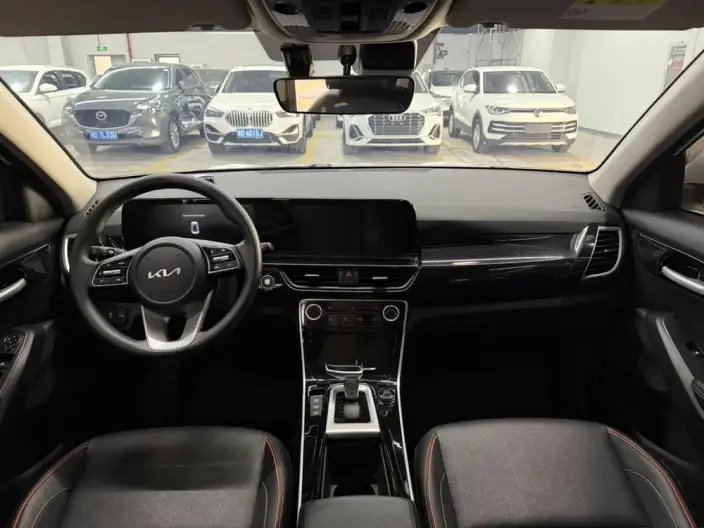 Kia Seltos 2023 Model 1.5L IVT Deluxe Edition – фото 9