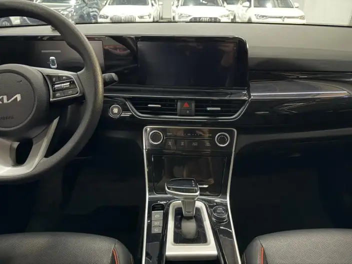 Kia Seltos 2023 Model 1.5L IVT Deluxe Edition – фото 10